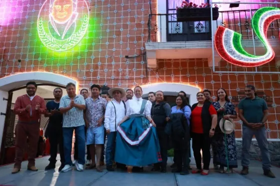 Atlixco enciende septiembre: Familias y autoridades celebran el arranque de las Fiestas Patrias con tradición y orgullo mexicano