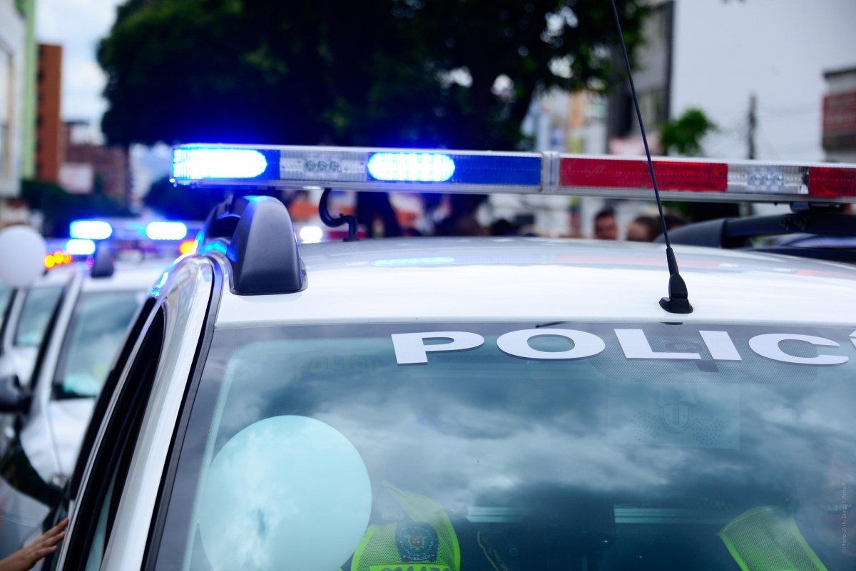 Denuncian a jurídico de la Policía Auxiliar por cobros salariales y acoso laboral